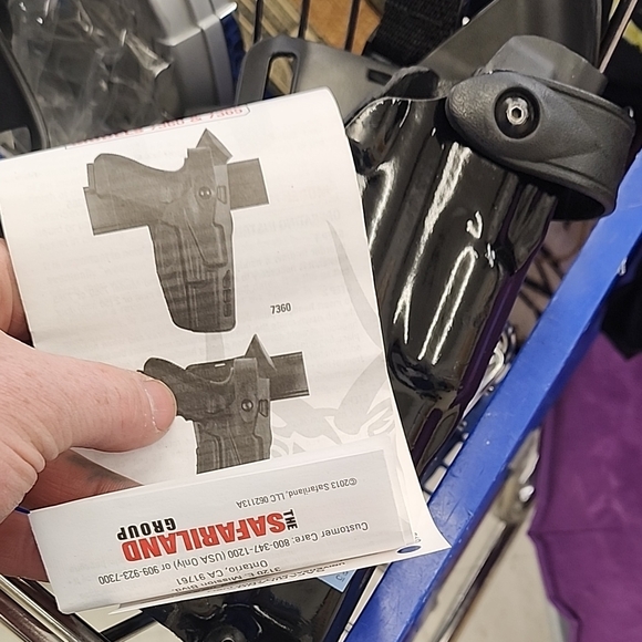 Safariland Black Holster - Picture 4 of 5